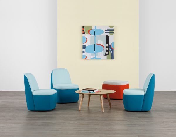 GoGo Lounge Chairs and Ottoman with Hado Table