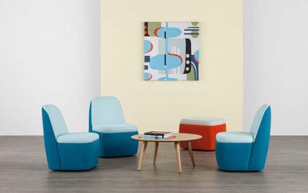 GoGo Lounge Chairs and Ottoman with Hado Table