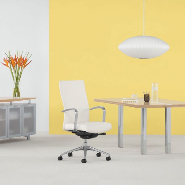 Memento Executive/Conference Chair