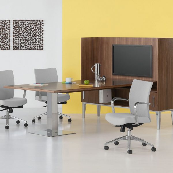 Memento Executive/Conference Chair