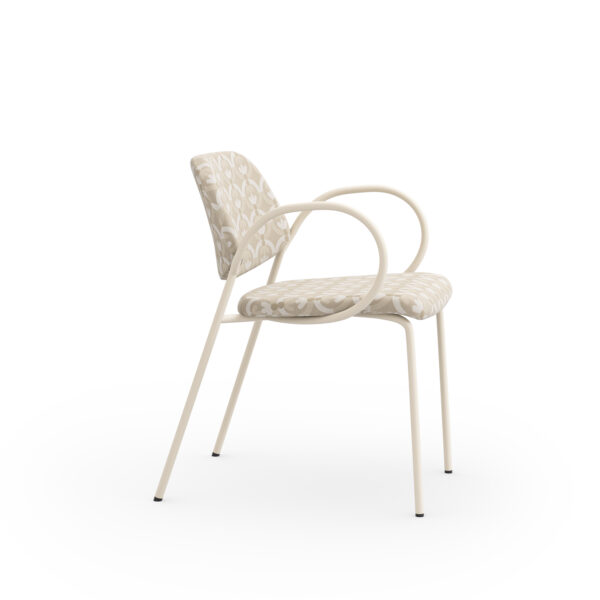 Pepa Guest with Arms, Side View